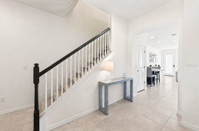 8d076785-243