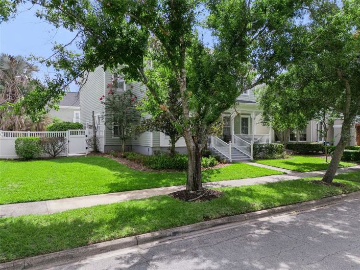 Image No.3-5 Bed House for sale