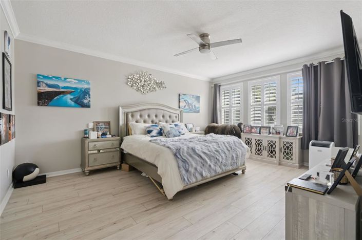 Image No.31-5 Bed House for sale