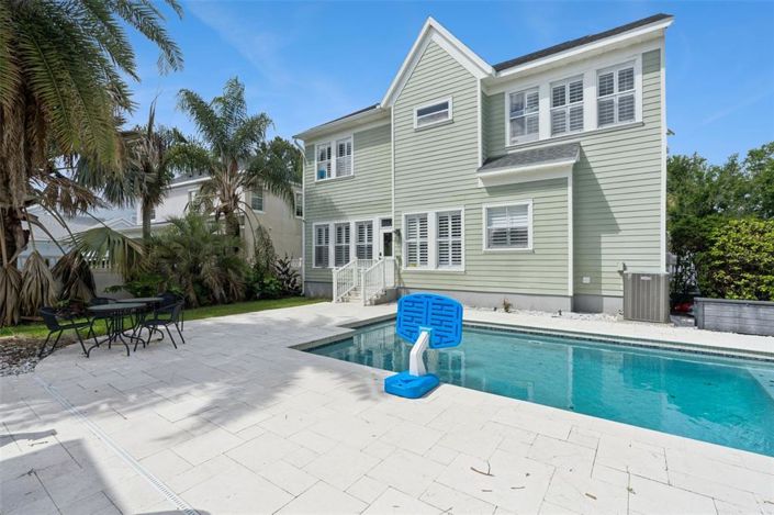 Image No.44-5 Bed House for sale