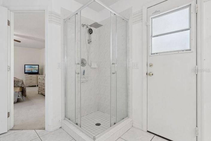 Image No.17-3 Bed House for sale