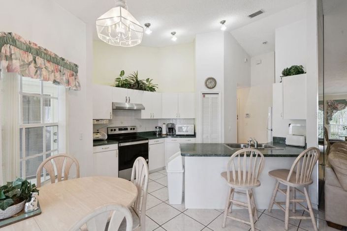 Image No.24-3 Bed House for sale