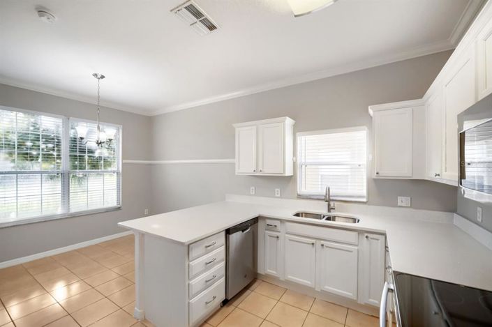 Image No.12-3 Bed House for sale