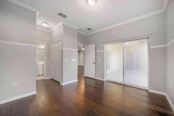 Image No.19-3 Bed House for sale
