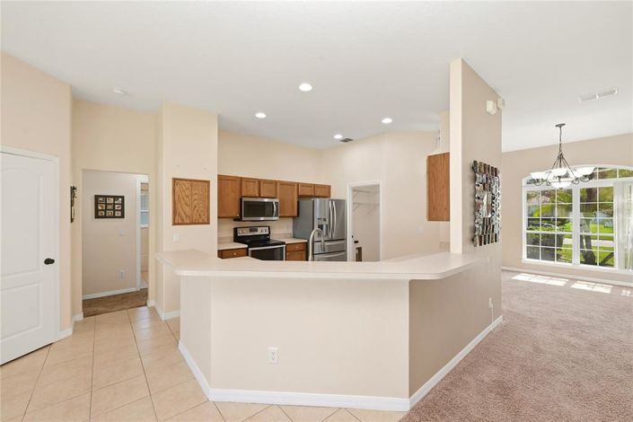Image No.17-4 Bed House for sale