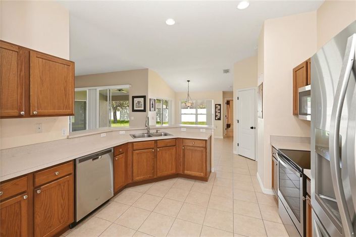 Image No.21-4 Bed House for sale