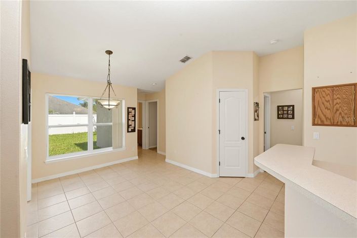 Image No.23-4 Bed House for sale