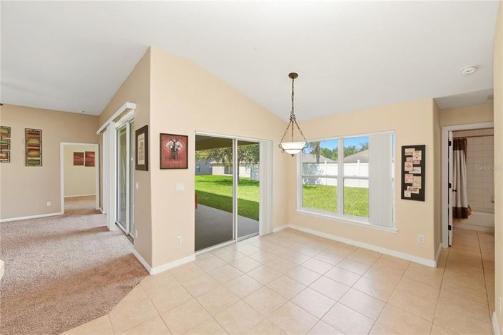 Image No.24-4 Bed House for sale