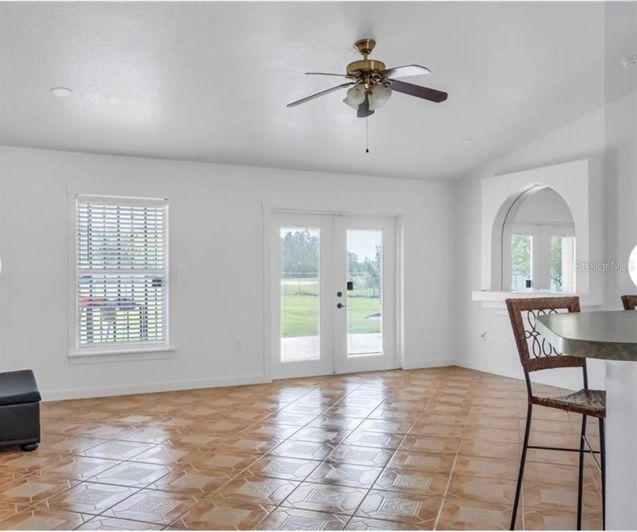 Image No.2-3 Bed House for sale