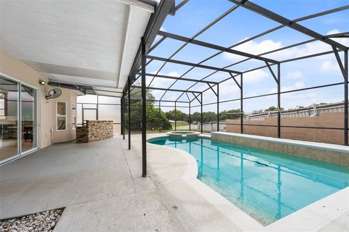 Image No.47-5 Bed House for sale