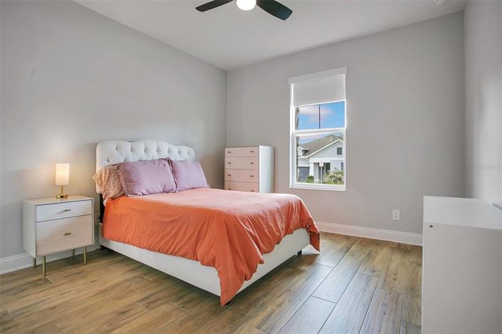 Image No.19-4 Bed House for sale
