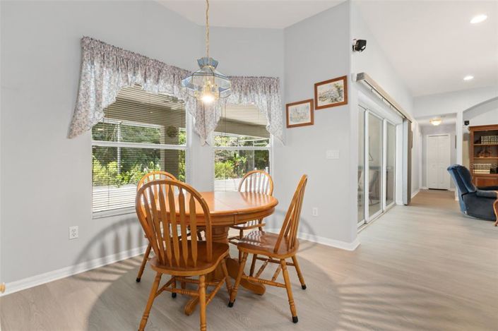 Image No.11-4 Bed House for sale