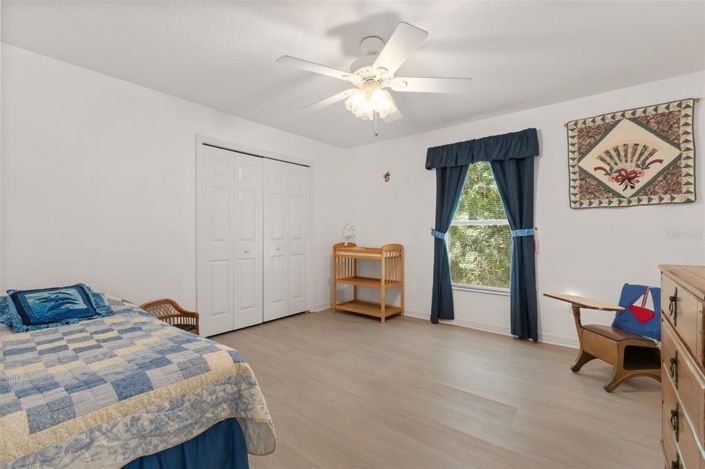 Image No.21-4 Bed House for sale