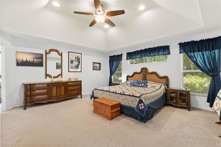 Image No.24-4 Bed House for sale