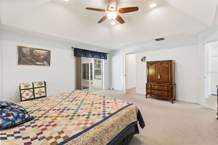 Image No.25-4 Bed House for sale