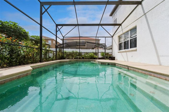 Image No.43-5 Bed House for sale