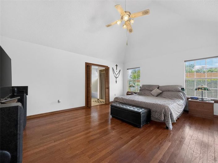 Image No.27-4 Bed House for sale