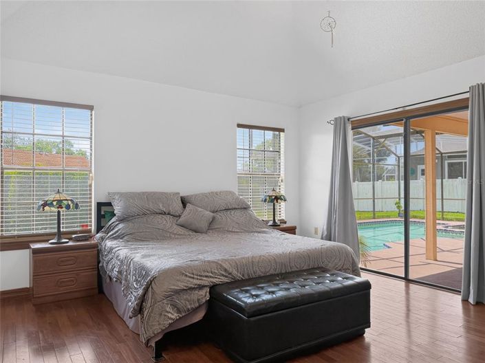 Image No.28-4 Bed House for sale