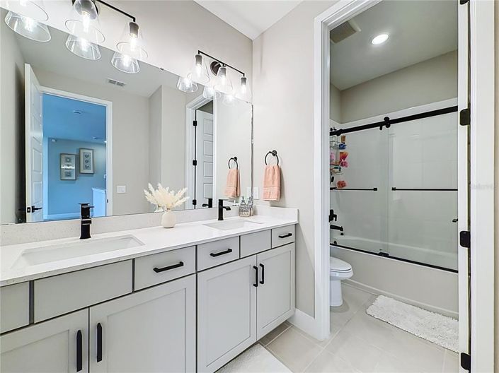 Image No.48-5 Bed House for sale