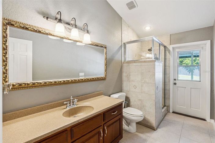 Image No.25-4 Bed House for sale