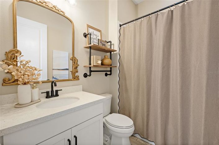 Image No.26-5 Bed House for sale