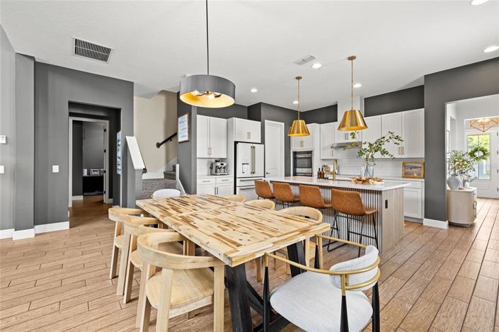 Image No.6-5 Bed House for sale