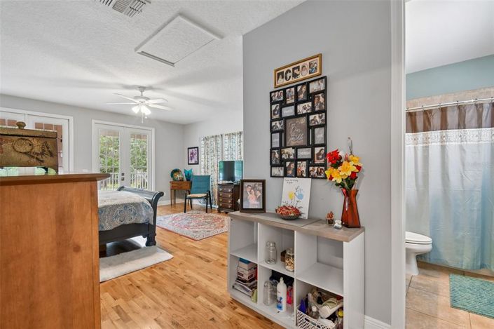 Image No.46-5 Bed House for sale