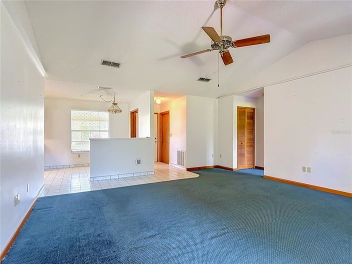 Image No.8-3 Bed House for sale