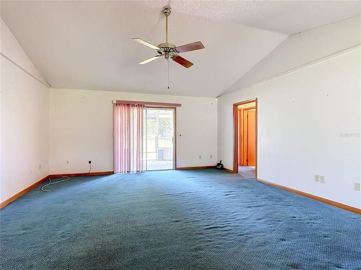 Image No.9-3 Bed House for sale