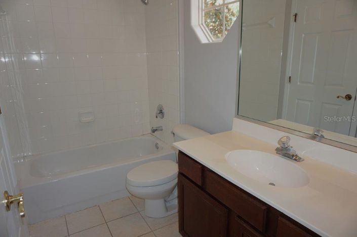 Image No.23-3 Bed Townhouse for sale