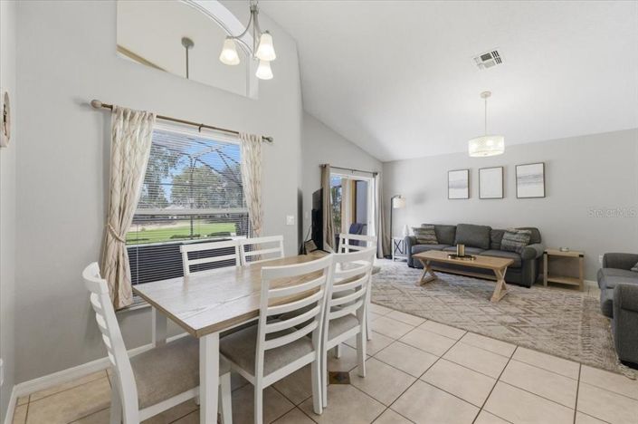 Image No.15-4 Bed House for sale