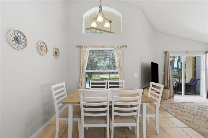 Image No.16-4 Bed House for sale