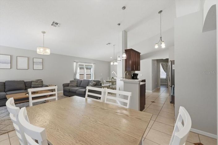 Image No.17-4 Bed House for sale