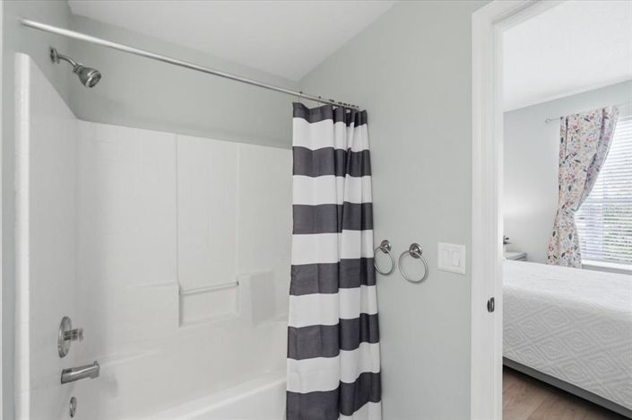 Image No.32-4 Bed House for sale