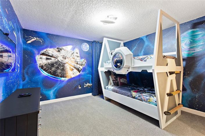 Image No.43-8 Bed House for sale