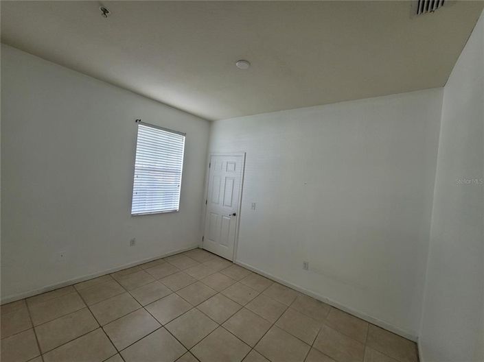 Image No.18-3 Bed Apartment for sale