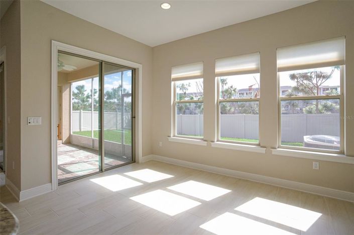 Image No.21-4 Bed House for sale