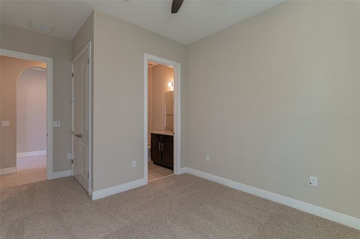 Image No.44-4 Bed House for sale