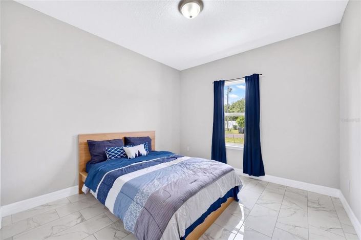 Image No.28-3 Bed House for sale