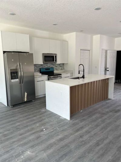 Image No.5-4 Bed House for sale