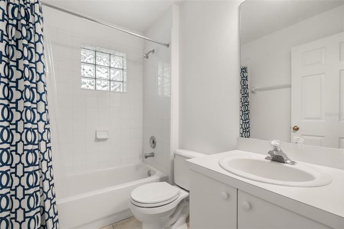 Image No.28-4 Bed House for sale