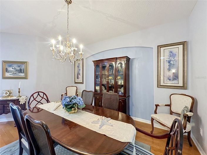 Image No.16-3 Bed House for sale