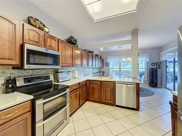 Image No.20-3 Bed House for sale