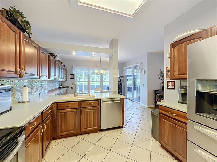 Image No.24-3 Bed House for sale