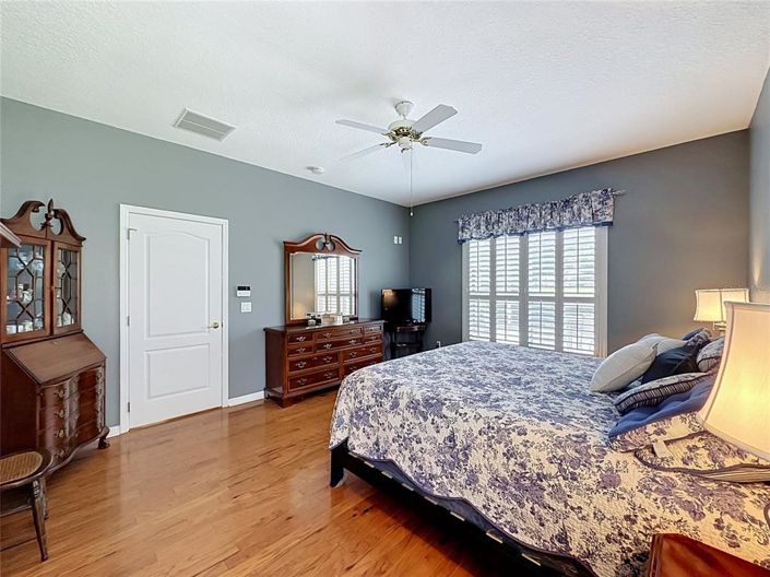 Image No.26-3 Bed House for sale