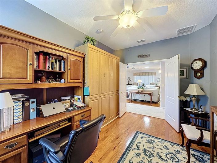 Image No.36-3 Bed House for sale
