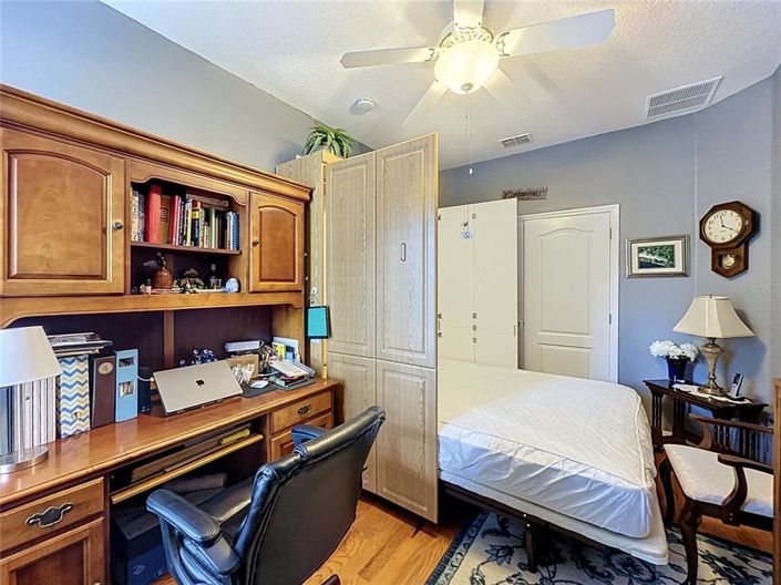 Image No.38-3 Bed House for sale