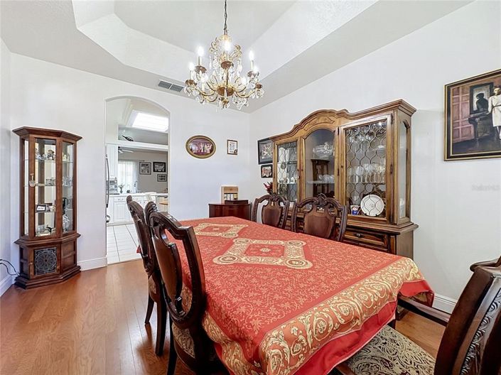 Image No.12-3 Bed House for sale