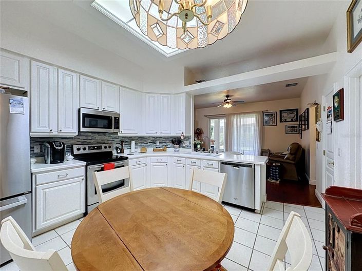 Image No.15-3 Bed House for sale