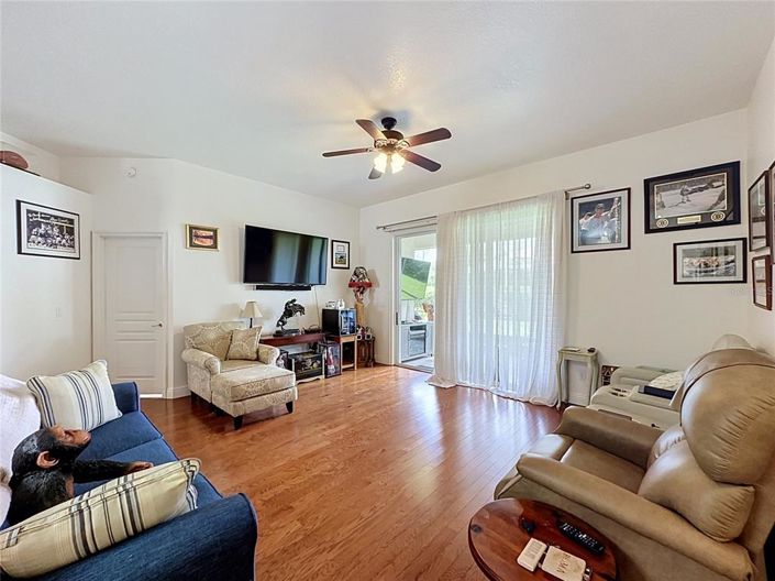Image No.20-3 Bed House for sale